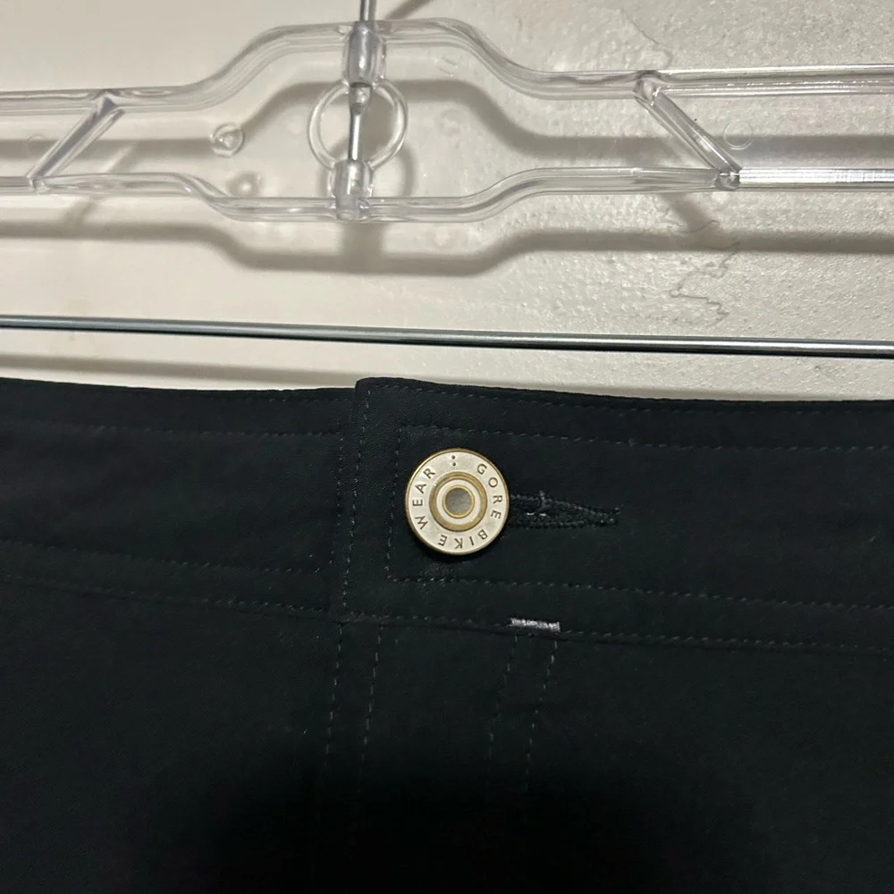 Gore bike wear shorts size medium - Picture 5 of 6